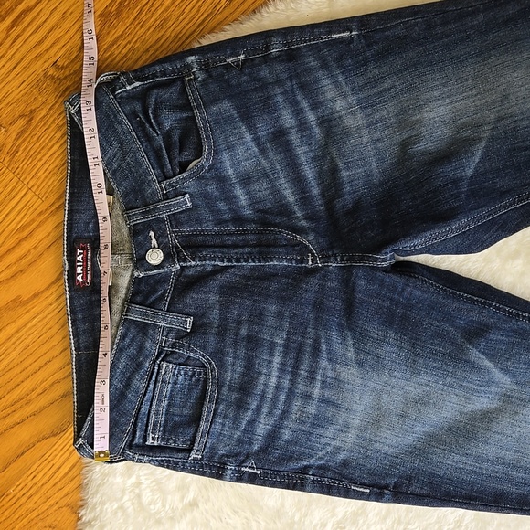 Ariat High Rise Flare Jeans, Womens Size 27 Long - Picture 4 of 13